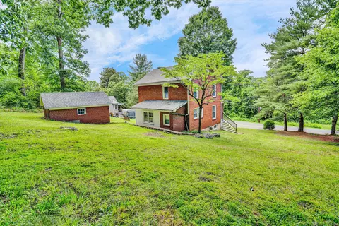 Exterior - 1831 S Carpenter Dr, Covington, VA 24426 photo 6 of 14