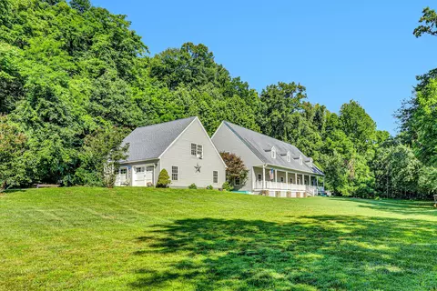3150 Green Ridge Rd, Roanoke, VA 24019