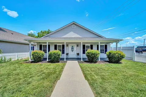 16 N Bruffey St, Salem, VA 24153