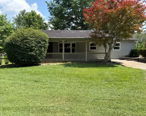 713 Rose Ave, Covington, VA 24426