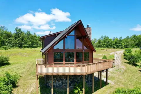 3850 Potts Mountain Trl E, Paint Bank, VA 24131