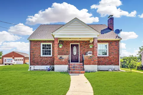 2208 Kenwood Blvd SE, Roanoke, VA 24013