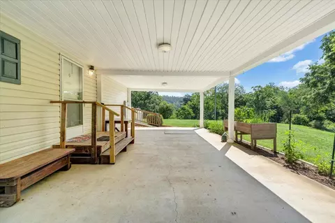 16118 Botetourt Rd, Eagle Rock, VA 24085 photo 8