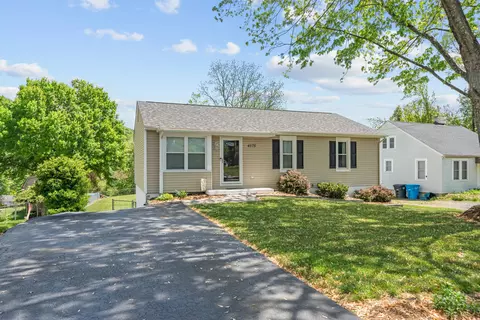 4575 Nelms Ln NE, Roanoke, VA 24019