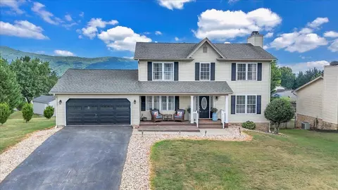 1924 Bloomfield Ave, Roanoke, VA 24012