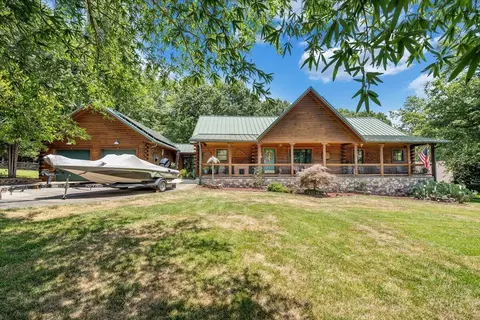 265 Shedd Ln, Hardy, VA 24101