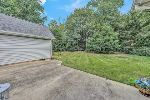 Exterior - 1941 Springmill Rd, Salem, VA 24153 photo 5 of 13
