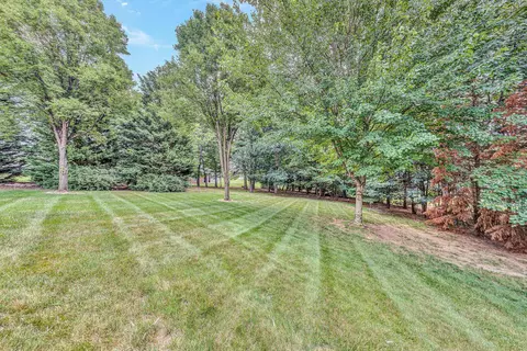 Exterior - 1941 Springmill Rd, Salem, VA 24153 photo 9 of 13
