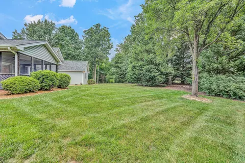 Exterior - 1941 Springmill Rd, Salem, VA 24153 photo 10 of 13