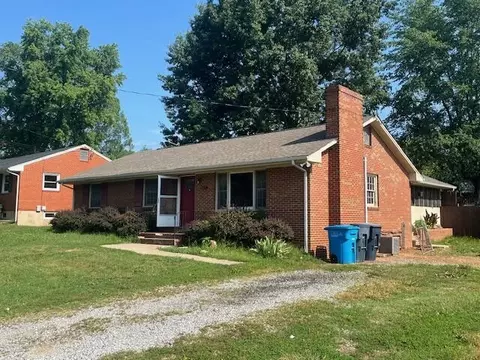 4931 Keithwood Dr, Roanoke, VA 24018