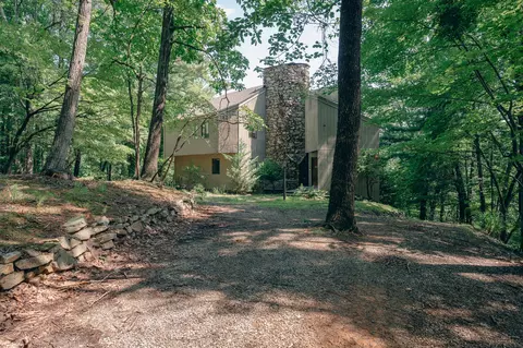 7429 Fort Mason Dr, Roanoke, VA 24018