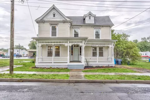 1011 Fairfax Ave NW, Roanoke, VA 24016