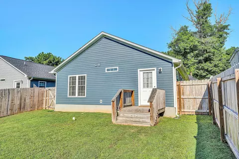 Exterior - 302 9th St, Vinton, VA 24179 photo 5 of 7