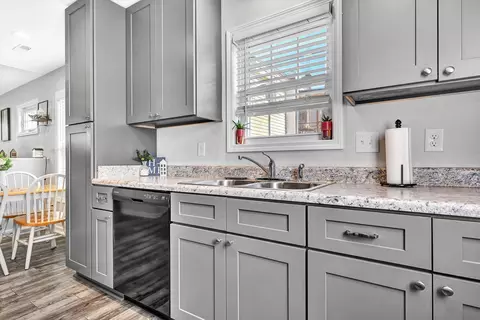 Kitchen - 302 9th St, Vinton, VA 24179 photo 2 of 3