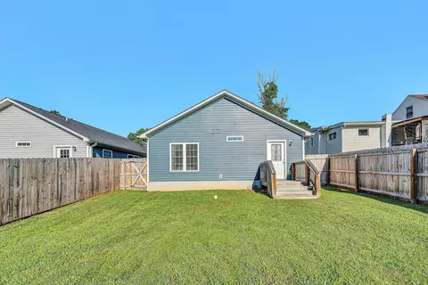 Exterior - 302 9th St, Vinton, VA 24179 photo 4 of 7