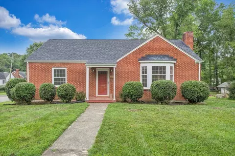 2529 Livingston Rd SW, Roanoke, VA 24015