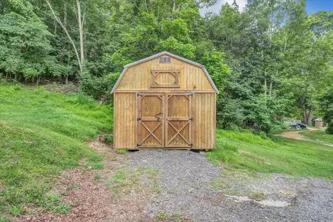 496 Boyd St, Buchanan, VA 24066 photo 52
