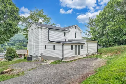 496 Boyd St, Buchanan, VA 24066 photo 46