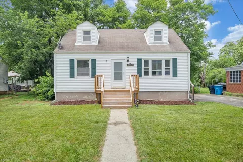2526 Cornell Dr NW, Roanoke, VA 24012