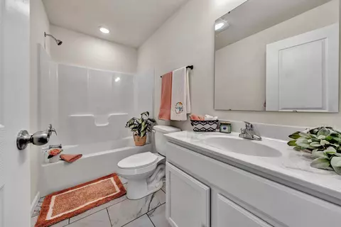 Bath - 6507 Goodview Rd, Goodview, VA 24095 photo 3 of 3