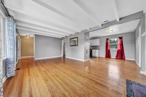 310 Daladier Dr, Vinton, VA 24179 photo 9