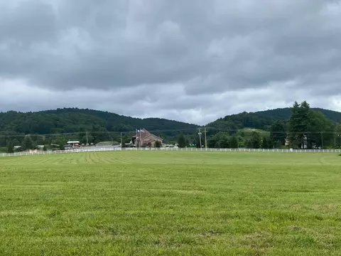 9727 Bent Mountain Rd, Bent Mountain, VA 24059 photo 3