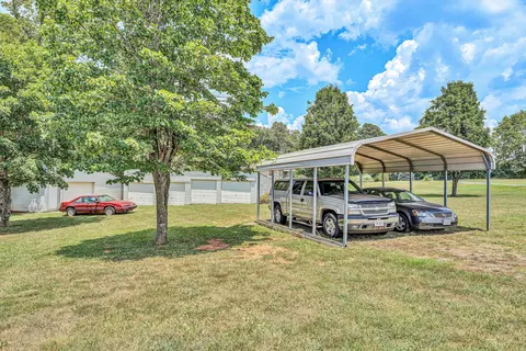 919 Sago Rd, Penhook, VA 24137 photo 25