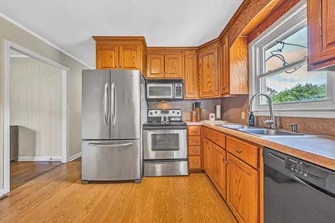 919 Sago Rd, Penhook, VA 24137 photo 8
