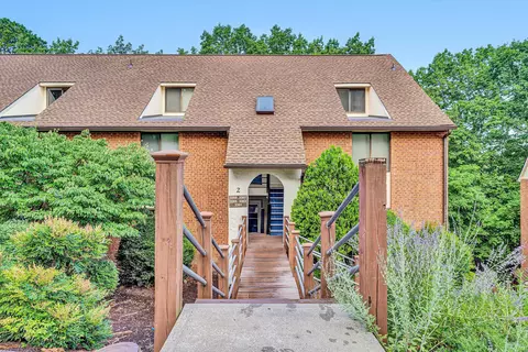 3361 Forest Ridge Rd, Roanoke, VA 24018