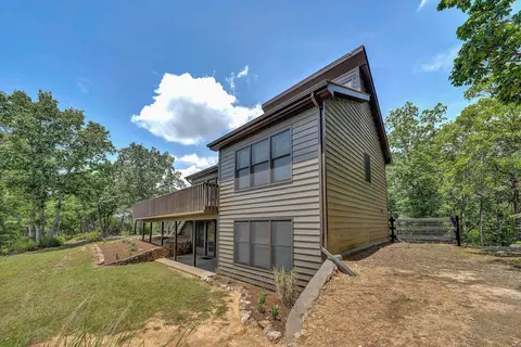 Exterior - 2525 Timberview Rd, Roanoke, VA 24019 photo 13 of 21