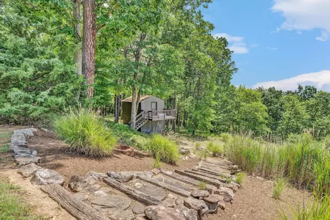 Exterior - 2525 Timberview Rd, Roanoke, VA 24019 photo 15 of 21