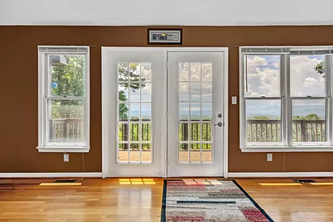 Entry Way - 2525 Timberview Rd, Roanoke, VA 24019 photo 1 of 1