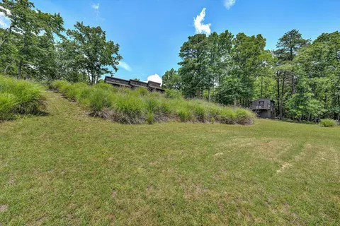 Exterior - 2525 Timberview Rd, Roanoke, VA 24019 photo 19 of 21
