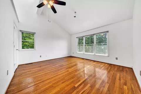 Bedroom - 2525 Timberview Rd, Roanoke, VA 24019 photo 1 of 4