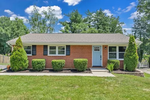 3036 Parham Dr, Roanoke, VA 24014