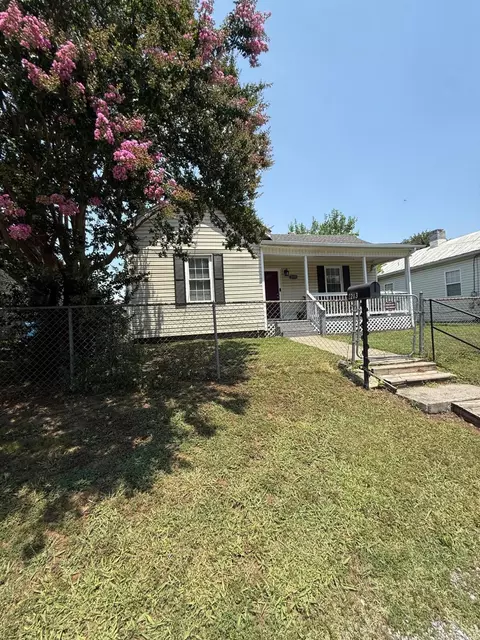 2213 Russell Ave SW, Roanoke, VA 24015
