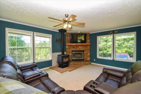 3706 Sunflower Rd, Pilot, VA 24138 photo 12