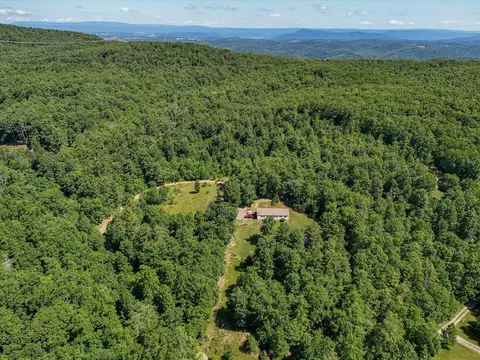 3706 Sunflower Rd, Pilot, VA 24138 photo 8