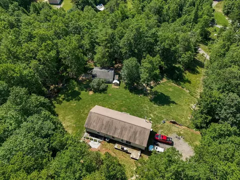 3706 Sunflower Rd, Pilot, VA 24138 photo 5