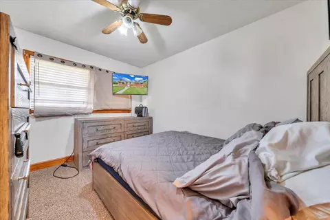 Bedroom - 202 Frontier Rd NE, Roanoke, VA 24012 photo 1 of 6