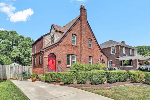 2511 Avenel Ave SW, Roanoke, VA 24015