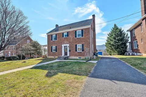 938 Roanoke Blvd, Salem, VA 24153