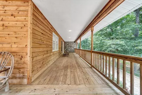 Exterior - 1403 Greyledge Rd, Buchanan, VA 24066 photo 7 of 12