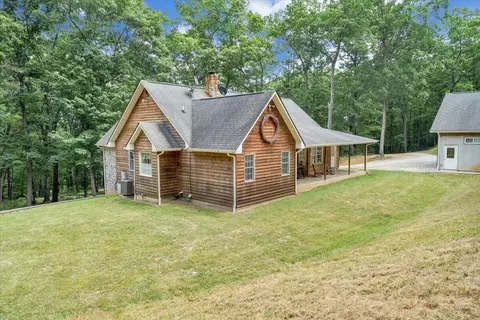 Exterior - 1403 Greyledge Rd, Buchanan, VA 24066 photo 11 of 12
