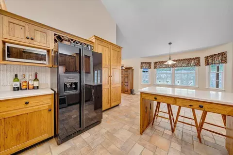 Kitchen - 1403 Greyledge Rd, Buchanan, VA 24066 photo 4 of 4