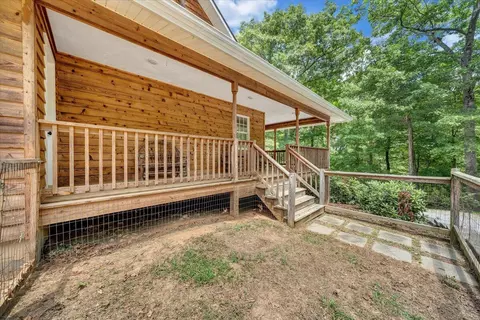 Exterior - 1403 Greyledge Rd, Buchanan, VA 24066 photo 5 of 12