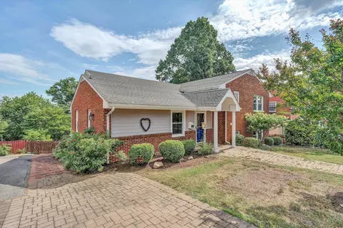 2323 Mount Vernon Rd SW, Roanoke, VA 24015