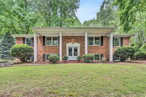 8319 Salt Pond Rd, Troutville, VA 24175