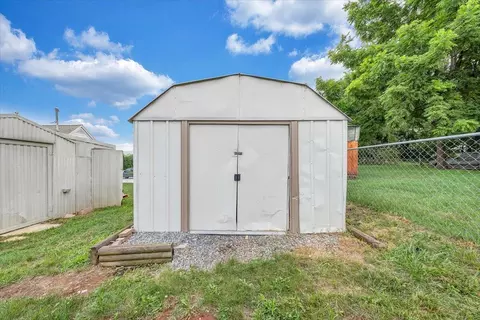 Other - 705 Virginia Ave, Vinton, VA 24179 photo 8 of 10