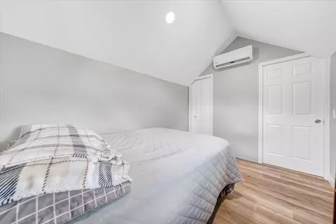 Bedroom - 705 Virginia Ave, Vinton, VA 24179 photo 4 of 4